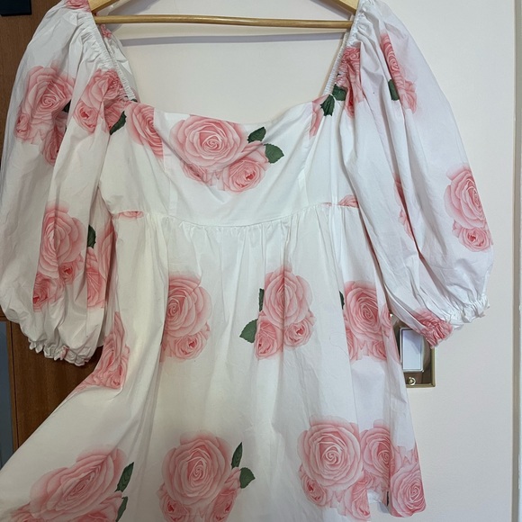 Mini dress with Puff sleeves - Picture 3 of 8